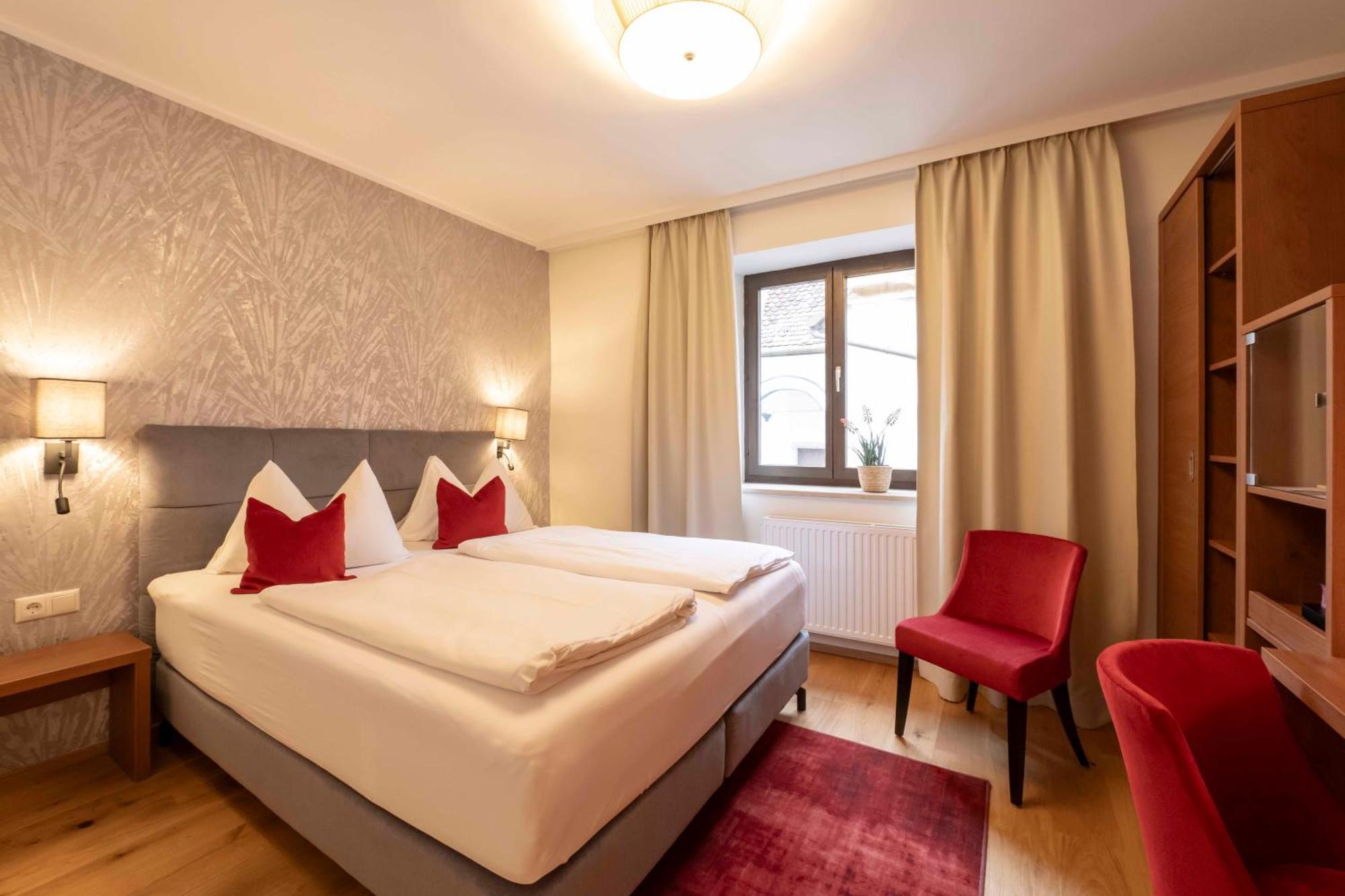 Hotel Mader Штайр Екстер'єр фото
