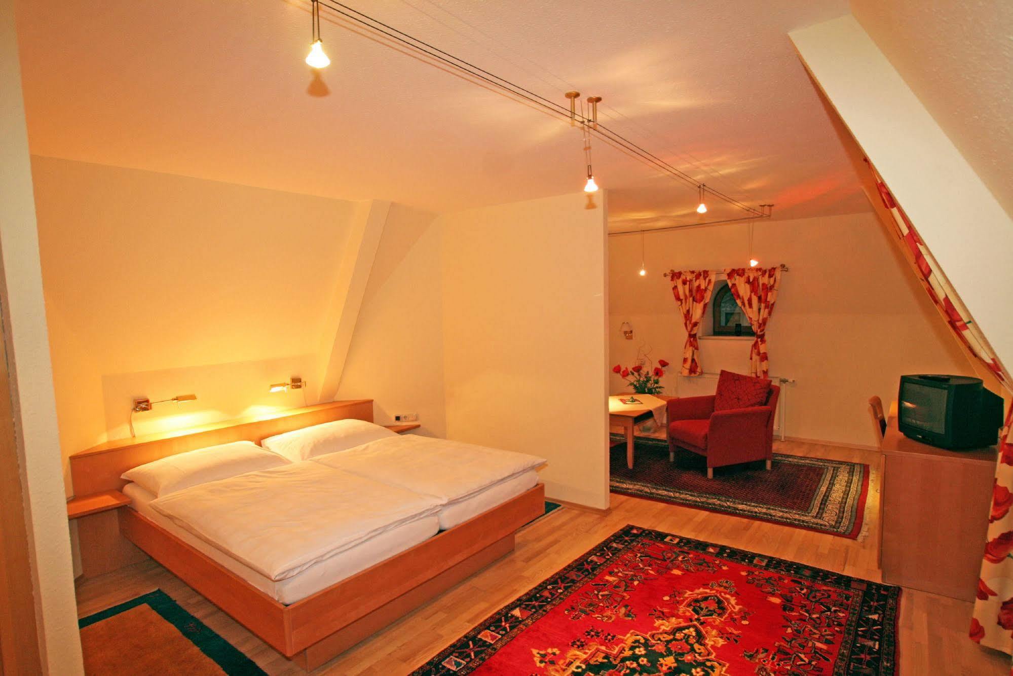 Hotel Mader Штайр Екстер'єр фото